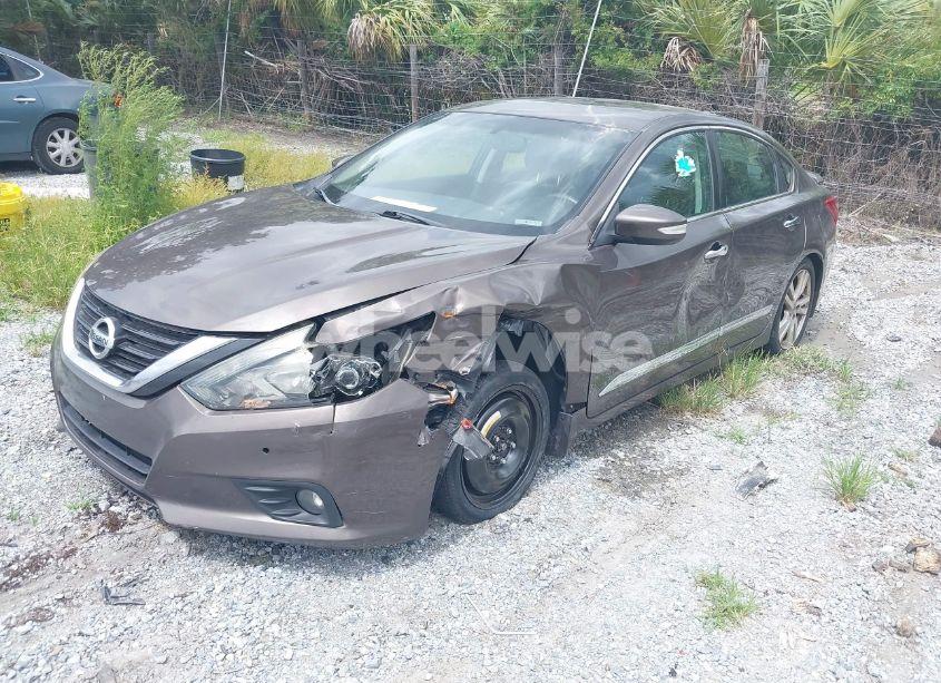 Photo 2 of 2017 Nissan Altima 3.5 SL (VIN 1N4BL3AP8HC263883)