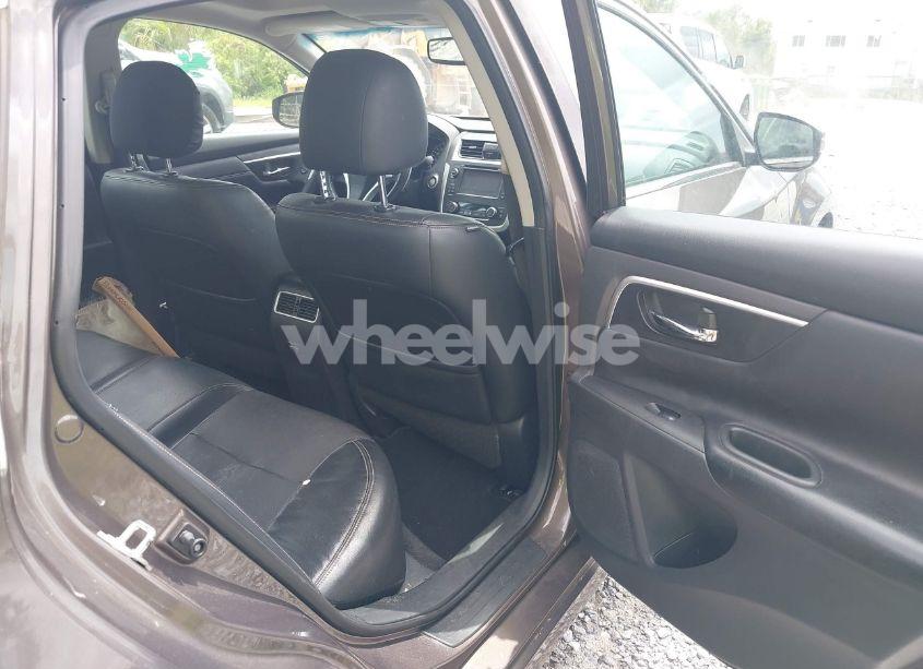 Photo 8 of 2017 Nissan Altima 3.5 SL (VIN 1N4BL3AP8HC263883)