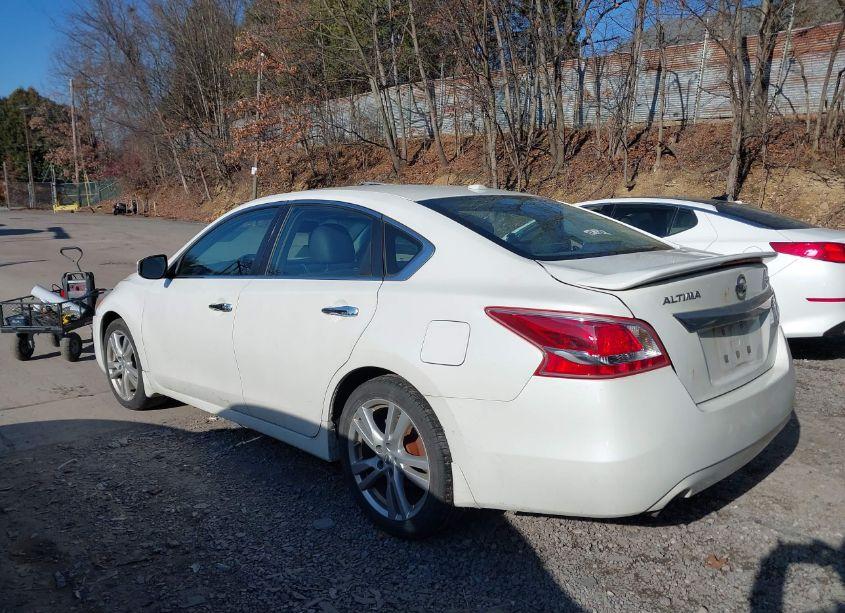 Photo 3 of 2013 Nissan Altima 3.5 SL (VIN 1N4BL3AP9DC240378)