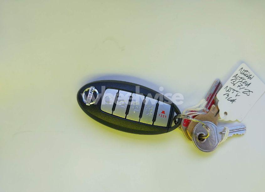 Photo 11 of 2013 Nissan Altima 3.5 SV (VIN 1N4BL3AP9DN404121)