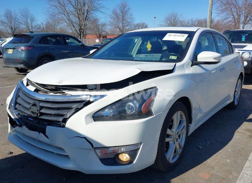 Photo 2 of 2013 Nissan Altima 3.5 SV (VIN 1N4BL3AP9DN404121)