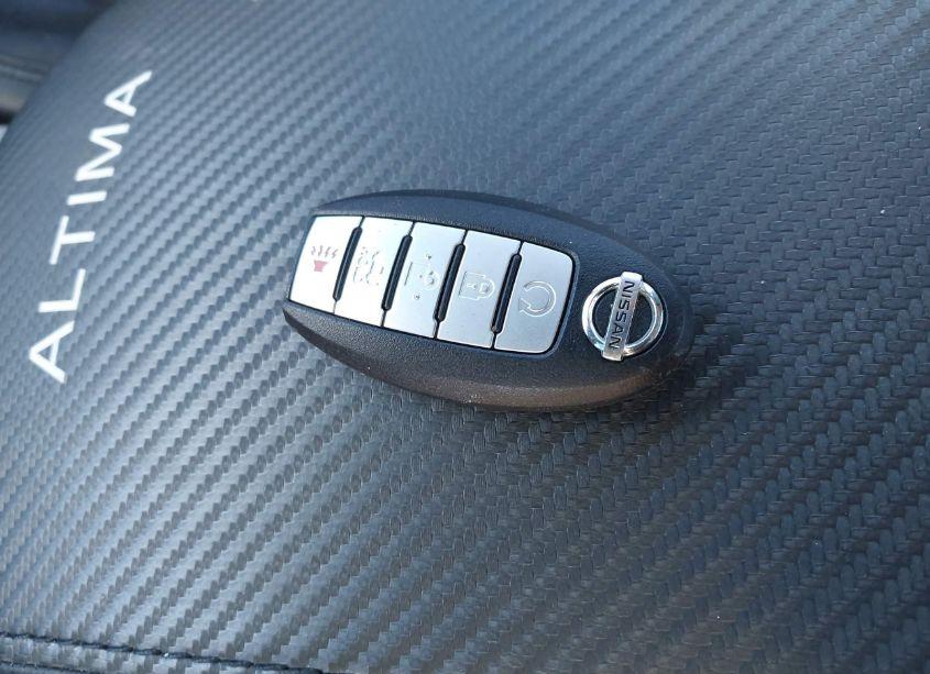 Photo 11 of 2013 Nissan Altima 3.5 SL (VIN 1N4BL3AP9DN449138)