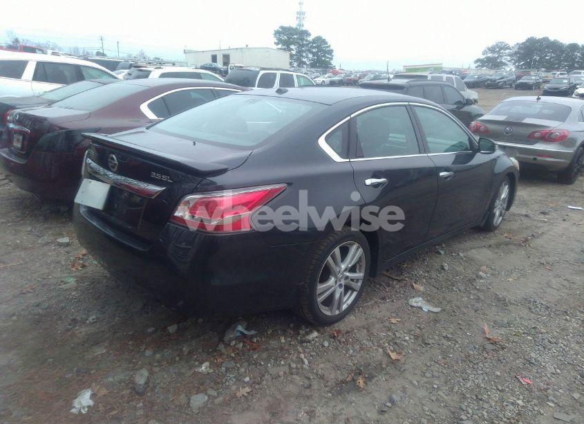 Photo 4 of 2015 Nissan Altima 3.5 SL (VIN 1N4BL3AP9FC136606)