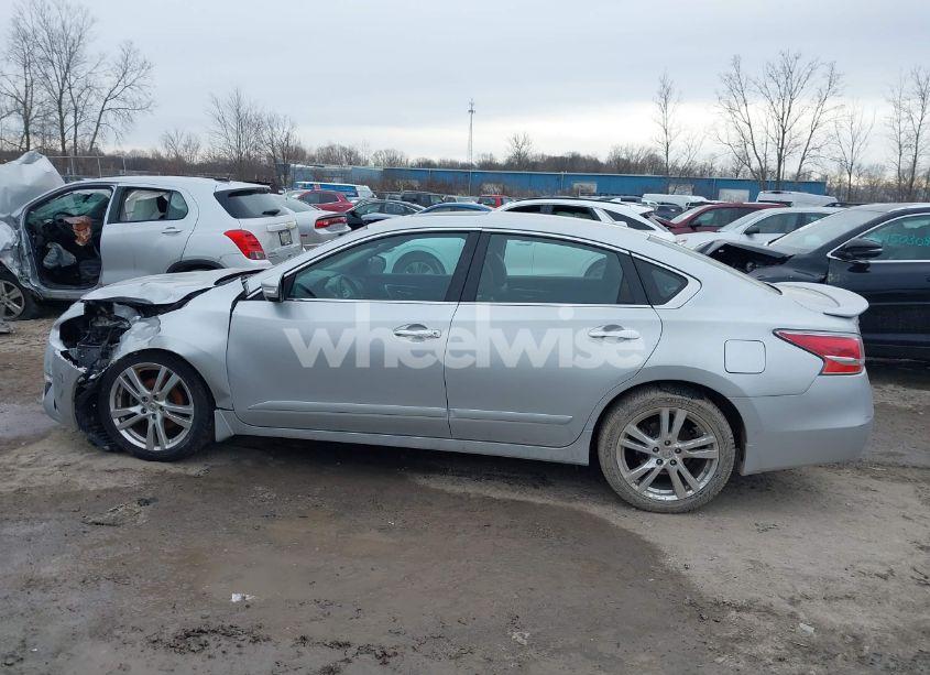 Photo 14 of 2015 Nissan Altima 3.5 SL (VIN 1N4BL3AP9FC412881)