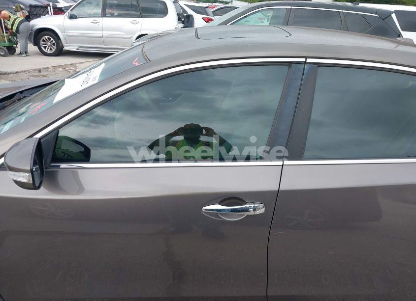 Photo 14 of 2015 Nissan Altima 3.5 S/3.5 SL/3.5 SV (VIN 1N4BL3AP9FC490562)