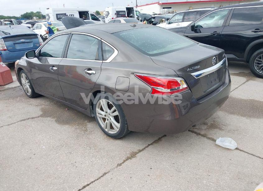 Photo 3 of 2015 Nissan Altima 3.5 S/3.5 SL/3.5 SV (VIN 1N4BL3AP9FC490562)