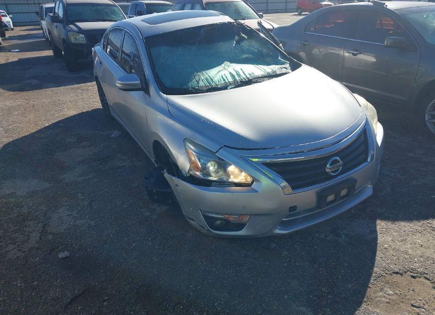 2015 Nissan Altima 3.5 S/3.5 SL/3.5 SV (VIN 1N4BL3AP9FC493316) main photo