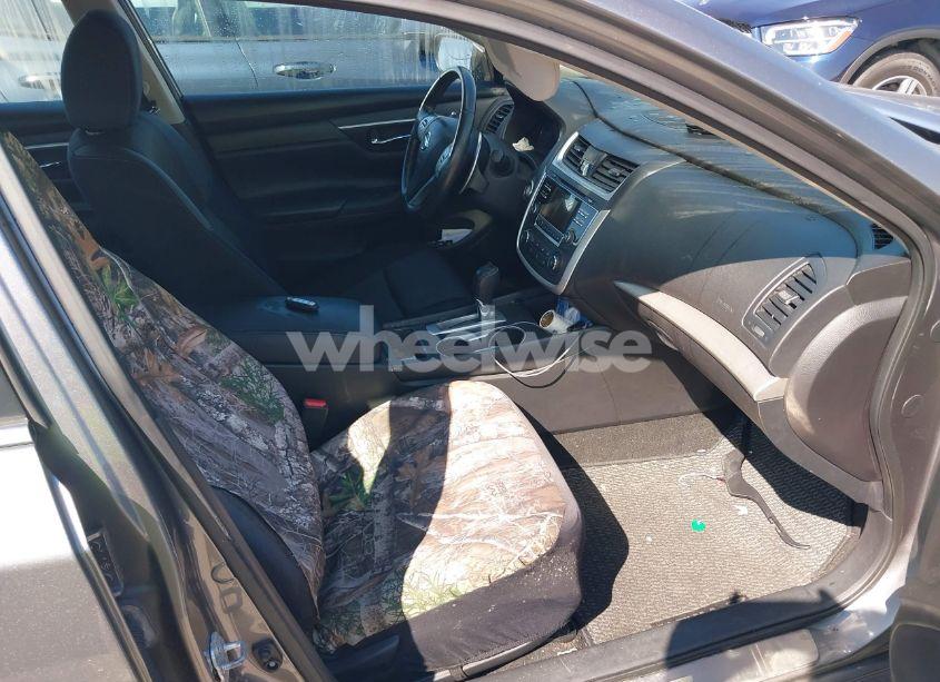 Photo 5 of 2016 Nissan Altima 3.5 SR (VIN 1N4BL3AP9GC229644)