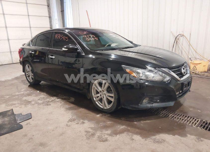 2017 Nissan Altima 3.5 SL (VIN 1N4BL3AP9HC172623) main photo