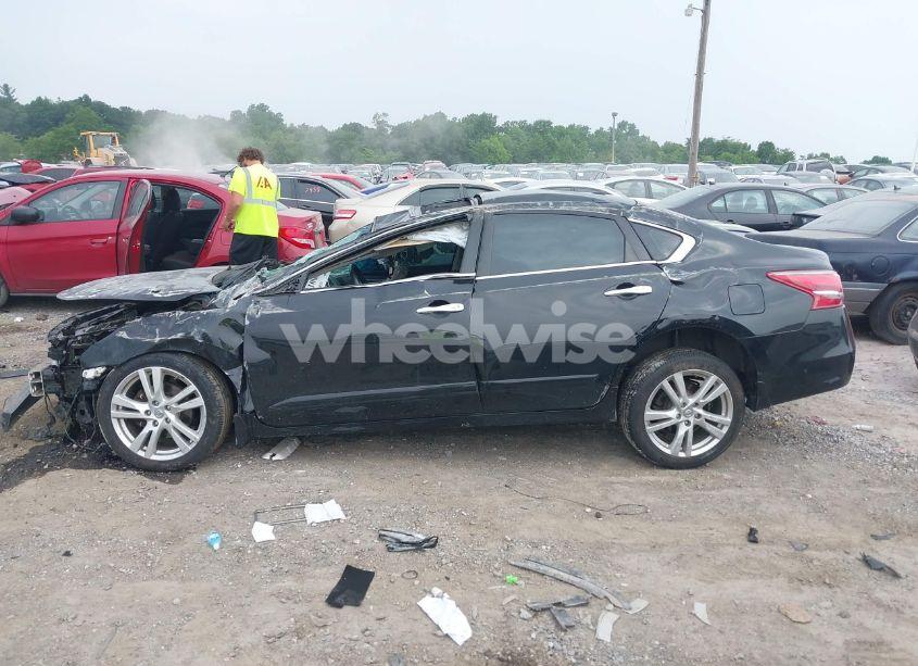 Photo 14 of 2013 Nissan Altima 3.5 SL (VIN 1N4BL3APXDC205266)