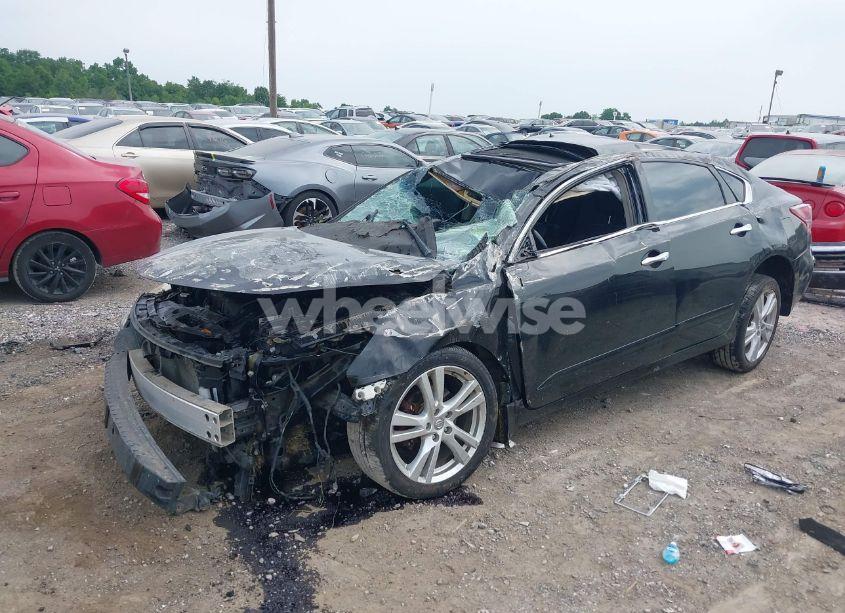 Photo 2 of 2013 Nissan Altima 3.5 SL (VIN 1N4BL3APXDC205266)