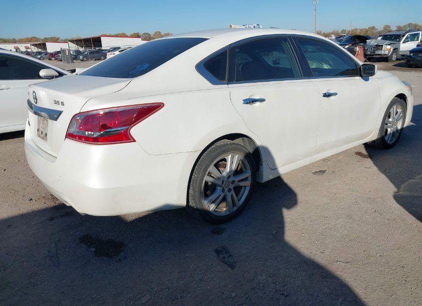 Photo 4 of 2013 Nissan Altima 3.5 S (VIN 1N4BL3APXDC235545)