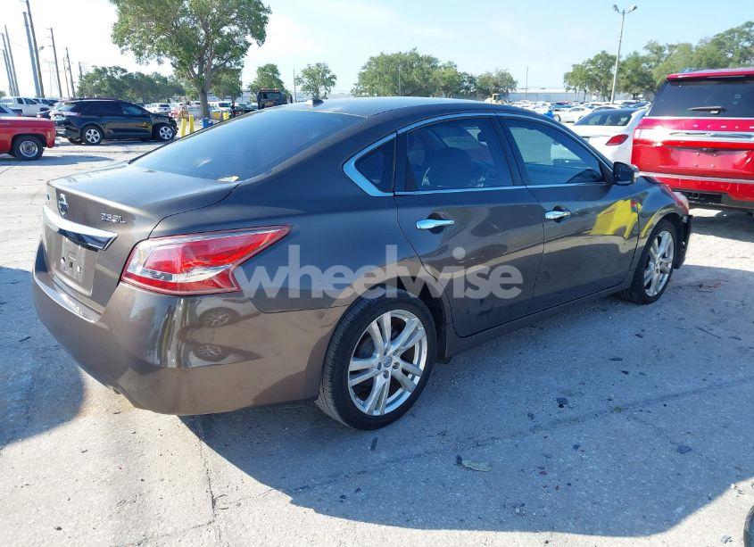 Photo 4 of 2013 Nissan Altima 3.5 SL (VIN 1N4BL3APXDN433871)