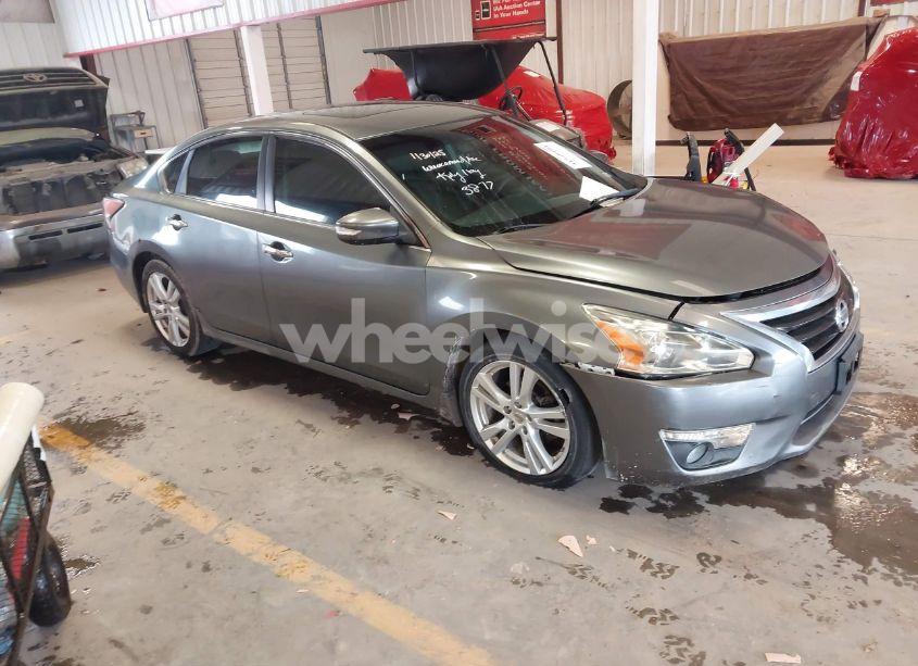 2015 Nissan Altima 3.5 SL (VIN 1N4BL3APXFC163877) main photo