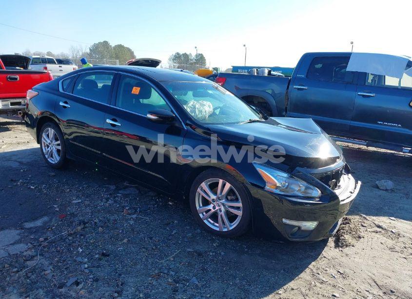2015 Nissan Altima 3.5 SL (VIN 1N4BL3APXFC269830) main photo