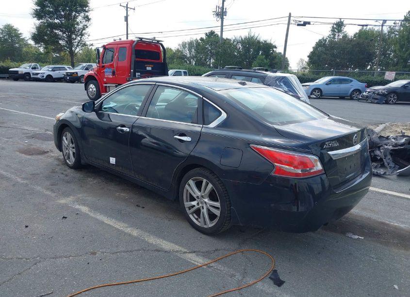 Photo 3 of 2015 Nissan Altima 3.5 SL (VIN 1N4BL3APXFC448241)