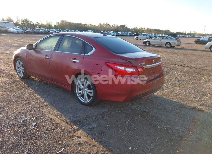 Photo 3 of 2016 Nissan Altima 3.5 SL/3.5 SR (VIN 1N4BL3APXGC124451)