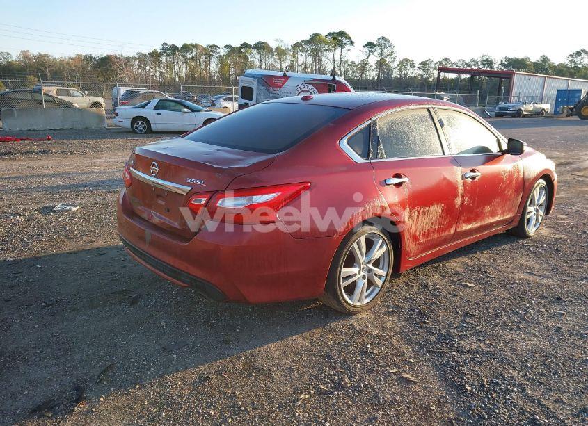 Photo 4 of 2016 Nissan Altima 3.5 SL/3.5 SR (VIN 1N4BL3APXGC124451)