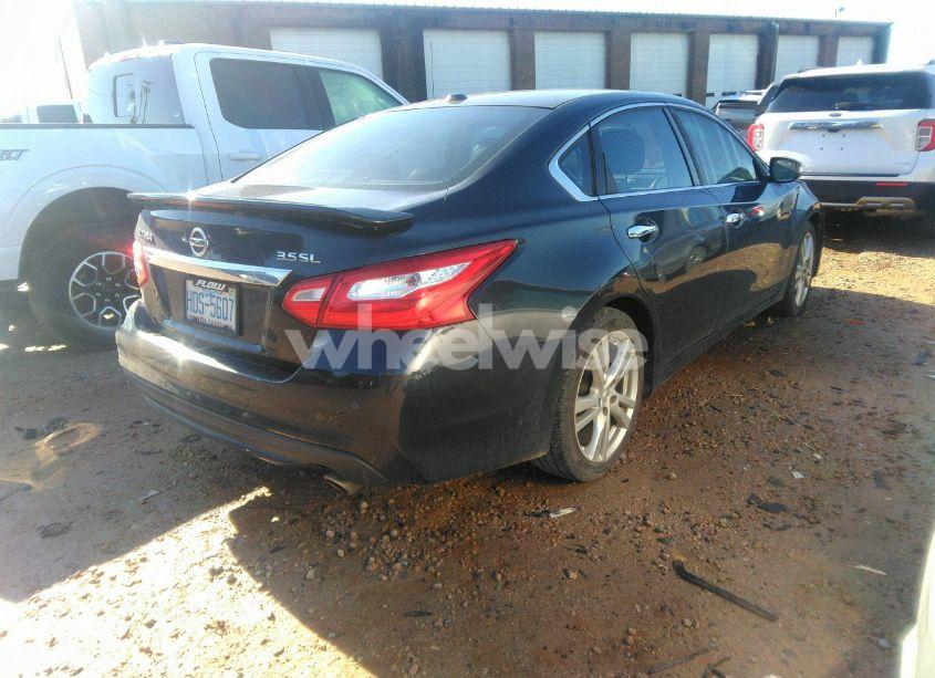 Photo 4 of 2016 Nissan Altima 3.5 SL (VIN 1N4BL3APXGC142044)