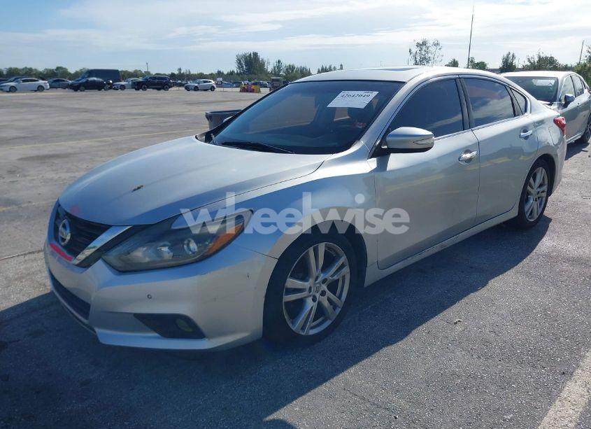 Photo 2 of 2017 Nissan Altima 3.5 SL (VIN 1N4BL3APXHC190404)