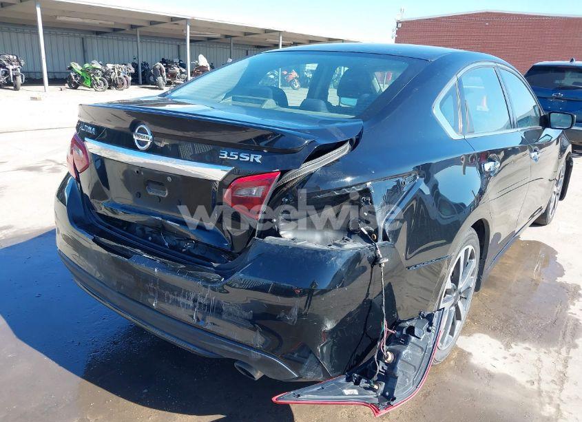 Photo 6 of 2017 Nissan Altima 3.5 SR (VIN 1N4BL3APXHC193433)