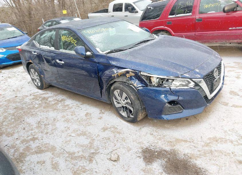 2019 Nissan Altima 2.5 S (VIN 1N4BL4BV0KC132554) main photo