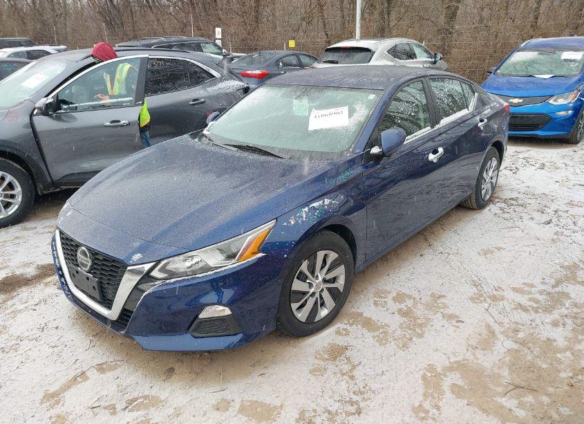 Photo 2 of 2019 Nissan Altima 2.5 S (VIN 1N4BL4BV0KC132554)