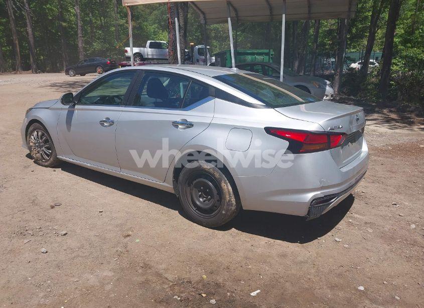 Photo 3 of 2019 Nissan Altima 2.5 S (VIN 1N4BL4BV0KC199817)