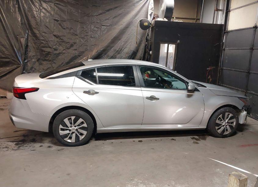 Photo 13 of 2019 Nissan Altima 2.5 S (VIN 1N4BL4BV0KC206488)