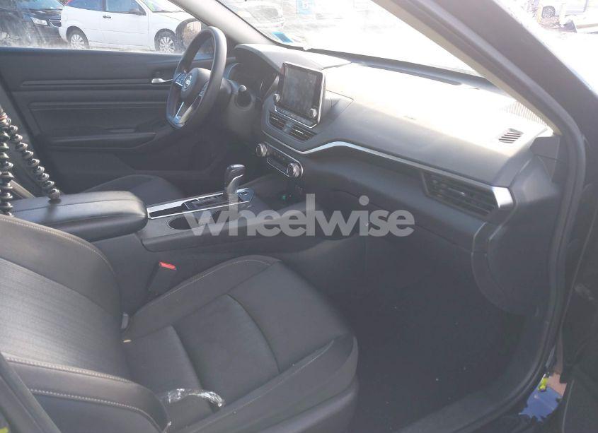 Photo 5 of 2019 Nissan Altima 2.5 S (VIN 1N4BL4BV0KC221752)