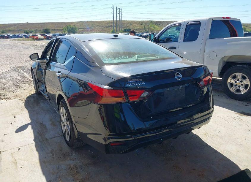 Photo 3 of 2019 Nissan Altima 2.5 S (VIN 1N4BL4BV0KC231746)