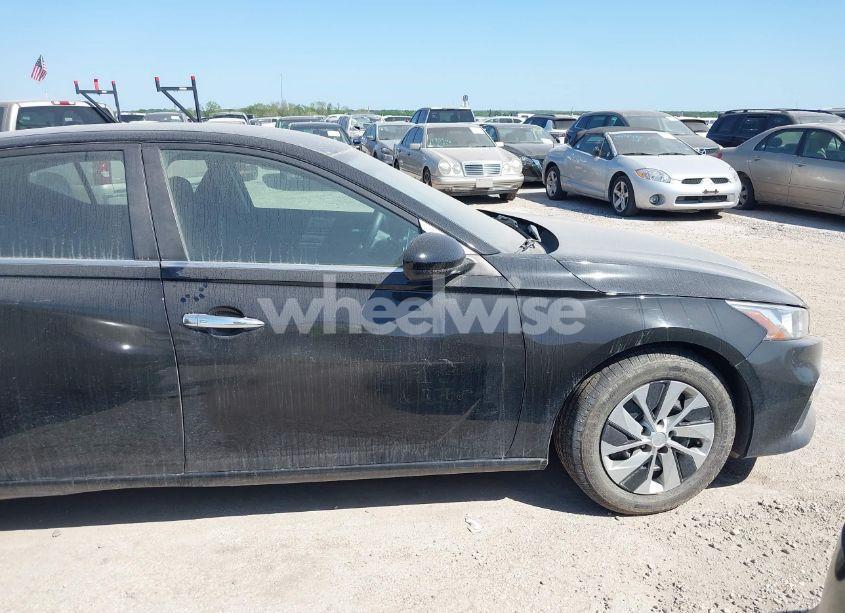 Photo 13 of 2019 Nissan Altima 2.5 S (VIN 1N4BL4BV0KC233402)