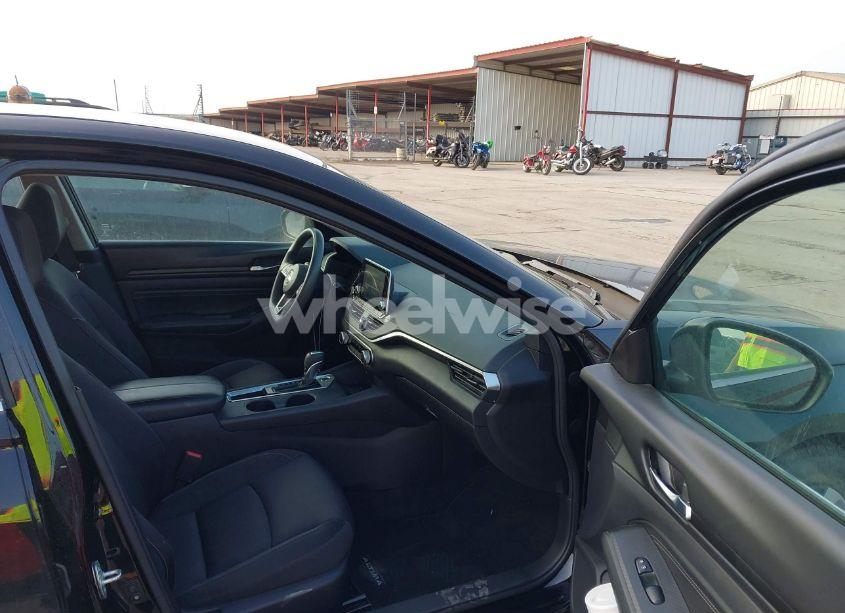 Photo 5 of 2019 Nissan Altima 2.5 S (VIN 1N4BL4BV0KC233402)