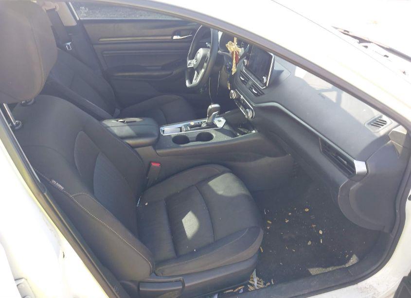 Photo 5 of 2019 Nissan Altima 2.5 S (VIN 1N4BL4BV0KC235408)