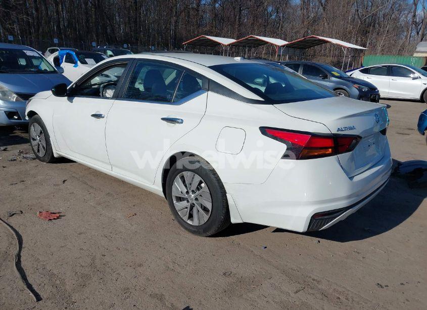 Photo 3 of 2019 Nissan Altima 2.5 S (VIN 1N4BL4BV0KC256842)