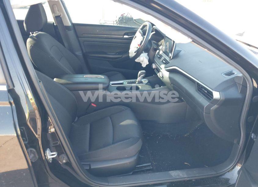 Photo 5 of 2019 Nissan Altima 2.5 S (VIN 1N4BL4BV0KN326697)