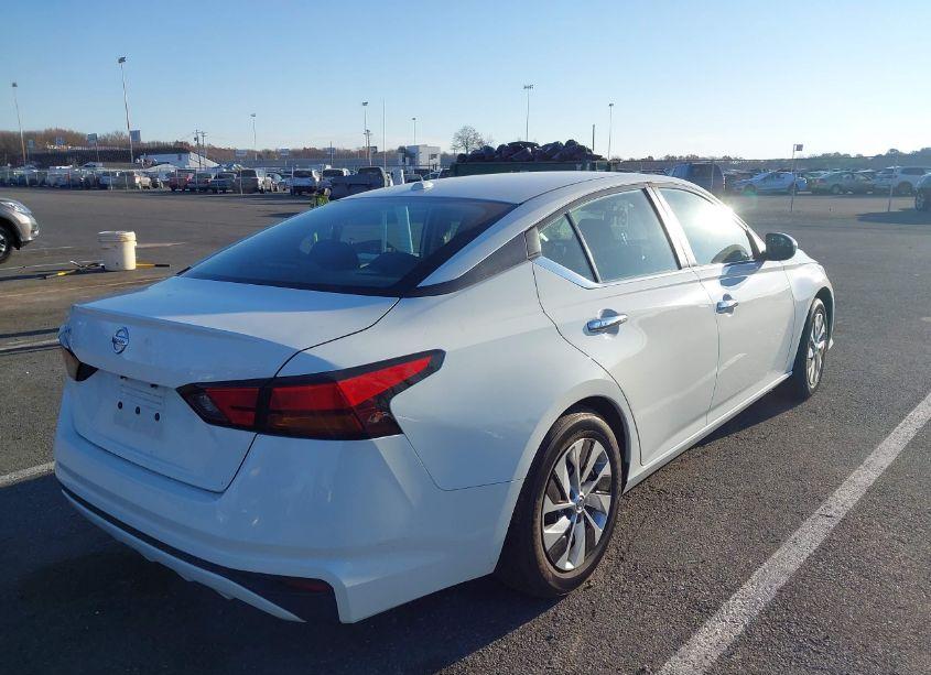 Photo 4 of 2020 Nissan Altima S FWD (VIN 1N4BL4BV0LC123287)