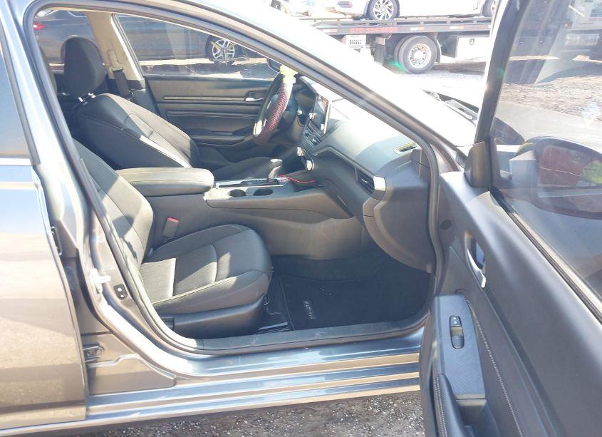 Photo 5 of 2020 Nissan Altima S FWD (VIN 1N4BL4BV0LC169184)