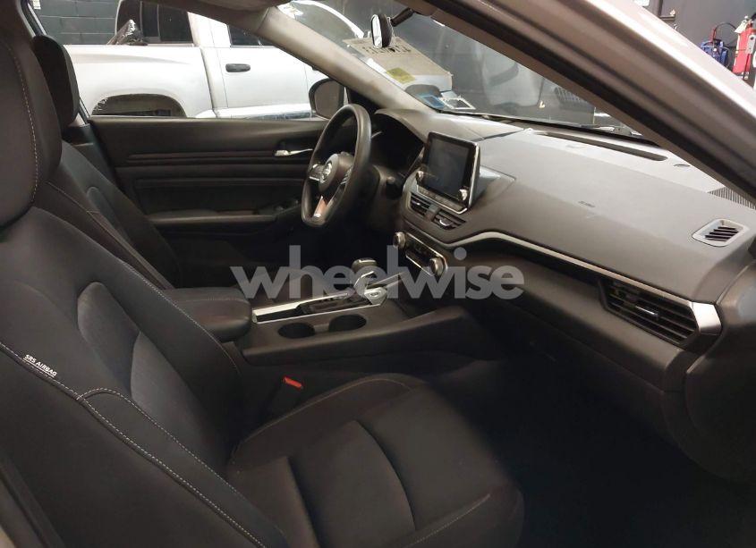 Photo 5 of 2020 Nissan Altima S FWD (VIN 1N4BL4BV0LC169802)