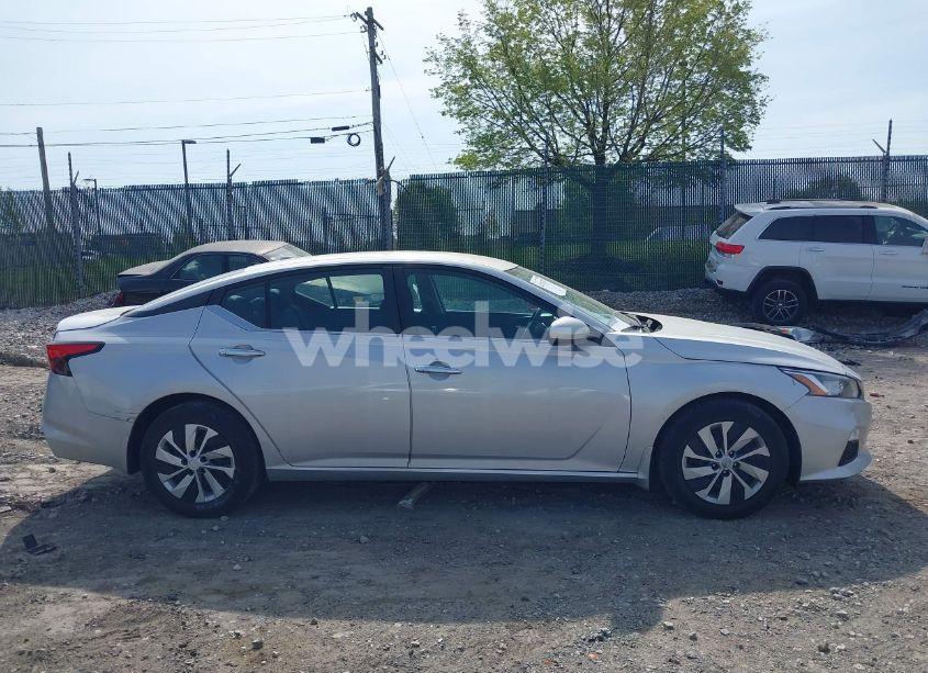 Photo 14 of 2020 Nissan Altima S FWD (VIN 1N4BL4BV0LC190696)