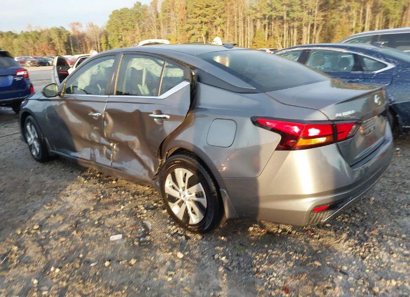 Photo 3 of 2020 Nissan Altima S FWD (VIN 1N4BL4BV0LC191587)