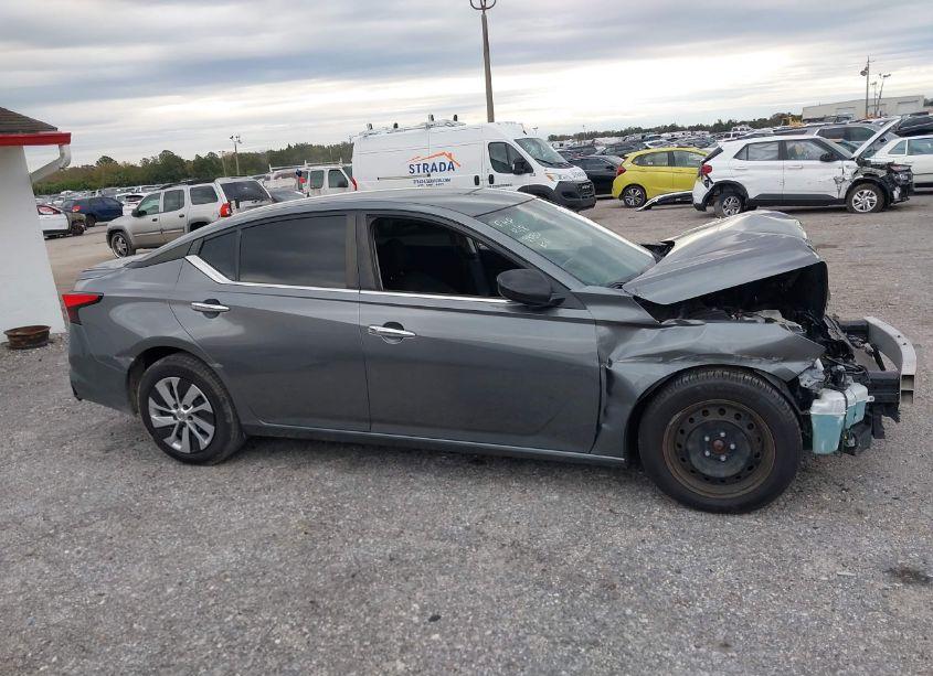 Photo 13 of 2020 Nissan Altima S FWD (VIN 1N4BL4BV0LC211157)