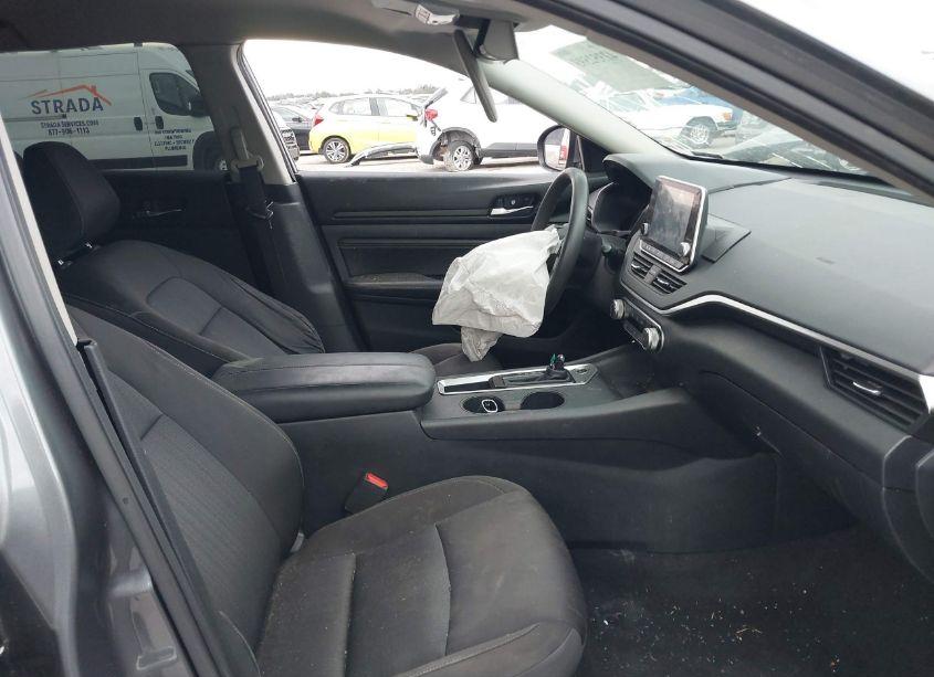 Photo 5 of 2020 Nissan Altima S FWD (VIN 1N4BL4BV0LC211157)