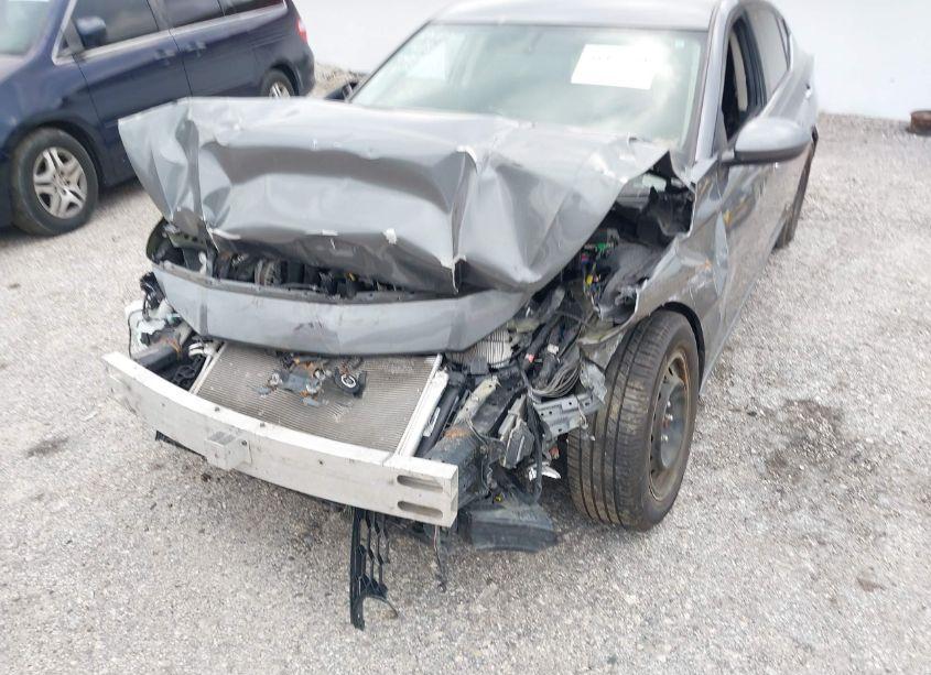 Photo 6 of 2020 Nissan Altima S FWD (VIN 1N4BL4BV0LC211157)