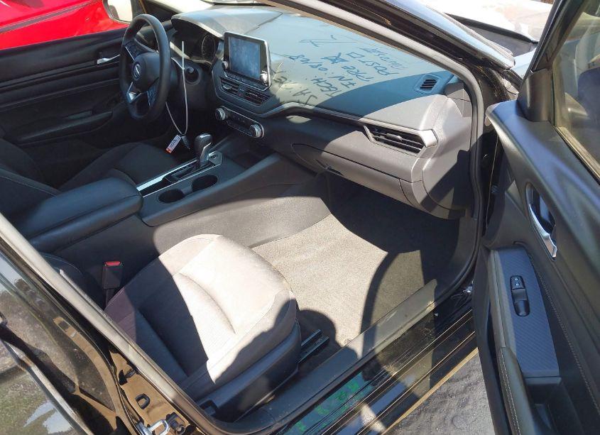 Photo 5 of 2020 Nissan Altima S FWD (VIN 1N4BL4BV0LC251187)