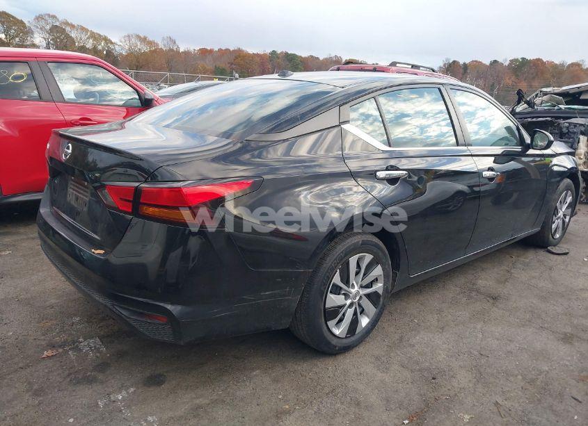 Photo 4 of 2020 Nissan Altima S FWD (VIN 1N4BL4BV0LC262402)