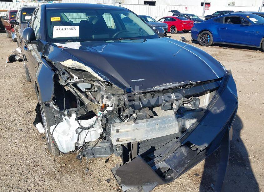 Photo 5 of 2020 Nissan Altima S FWD (VIN 1N4BL4BV0LN301557)