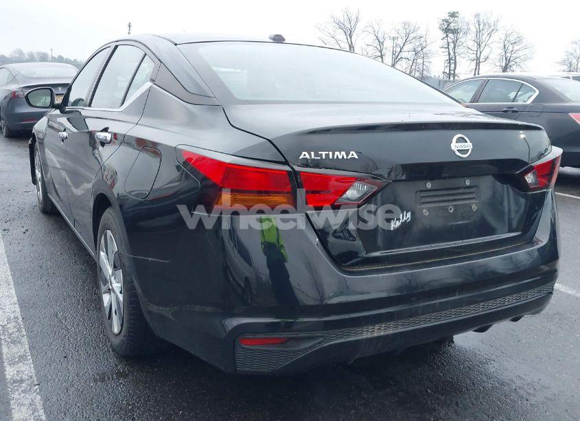 Photo 3 of 2020 Nissan Altima S FWD (VIN 1N4BL4BV0LN305009)