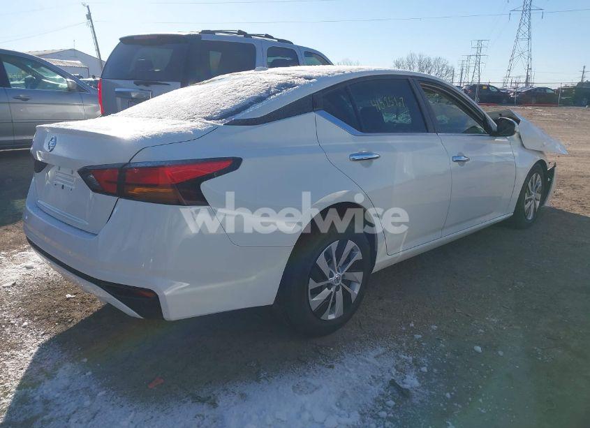 Photo 4 of 2020 Nissan Altima S FWD (VIN 1N4BL4BV0LN319914)