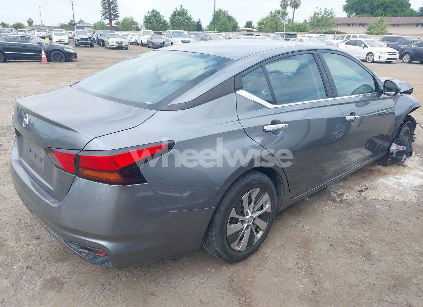 Photo 4 of 2021 Nissan Altima S FWD (VIN 1N4BL4BV0MN308607)